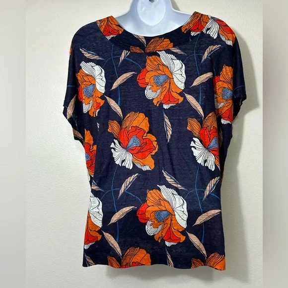 NWT Tahari Womens Size Large 100% Linen Button Front Top - Picture 2 of 9